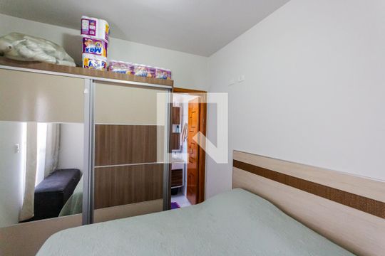 Suíte 2 de apartamento à venda com 2 quartos, 56m² em Jardim Santo Alberto, Santo André