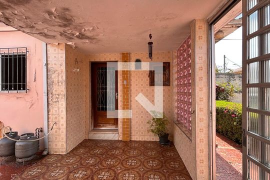 Entrada de casa à venda com 2 quartos, 280m² em Jardim Santo Elias, São Paulo