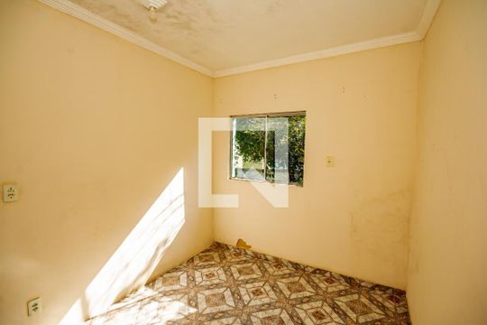 Quarto 2 de casa à venda com 3 quartos, 160m² em Piratininga, Belo Horizonte