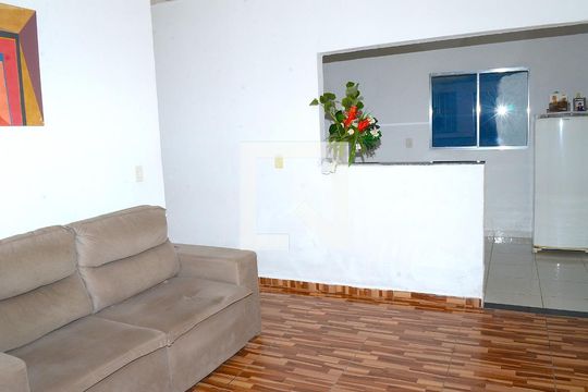 Sala de casa para alugar com 2 quartos, 250m² em Ribeiro de Abreu, Belo Horizonte
