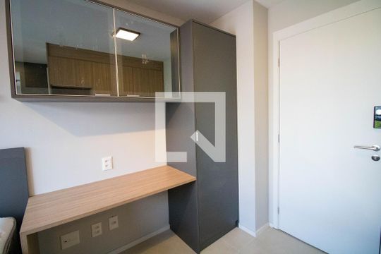 Studio de kitnet/studio para alugar com 1 quarto, 21m² em Campo Belo, São Paulo