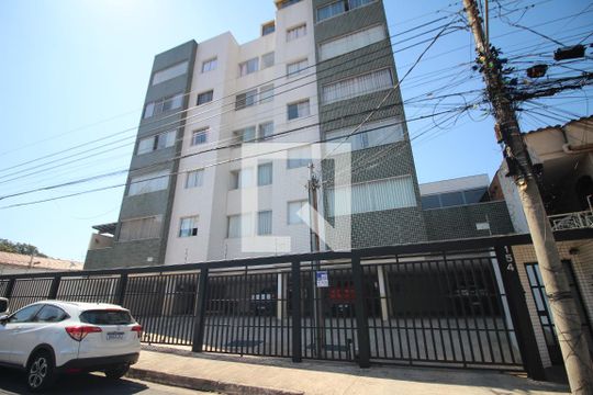 Fachada de apartamento à venda com 2 quartos, 70m² em Riacho das Pedras, Contagem