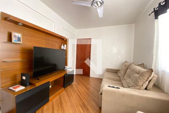 Sala de apartamento para alugar com 2 quartos, 67m² em Todos Os Santos, Rio de Janeiro