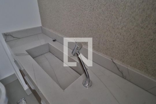 Lavabo de apartamento para alugar com 2 quartos, 89m² em Shopping Park, Belo Horizonte