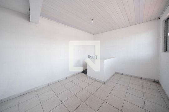 Quarto de casa à venda com 2 quartos, 75m² em Vila Ponte Rasa, São Paulo