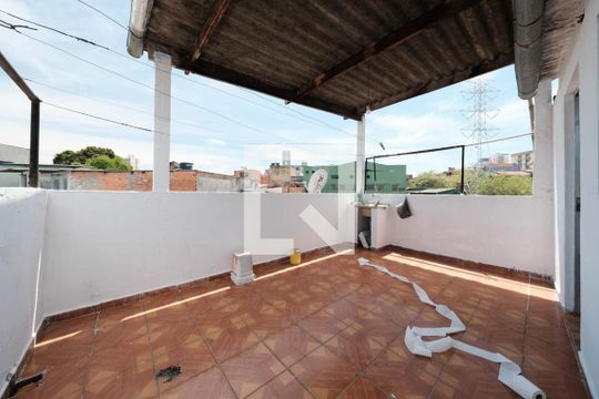 Área de Serviço de casa à venda com 2 quartos, 75m² em Vila Ponte Rasa, São Paulo