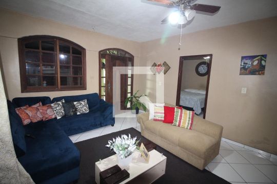 Sala de casa à venda com 4 quartos, 511m² em Lindéia, Contagem