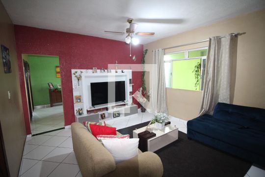 Sala de casa à venda com 4 quartos, 511m² em Lindéia, Contagem