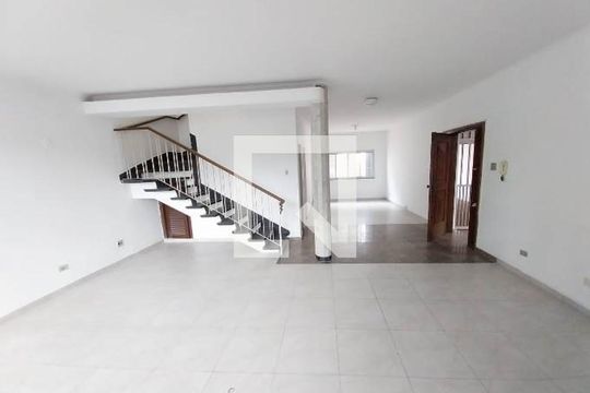 Casa à venda com 3 quartos, 190m² em Vila Congonhas, São Paulo