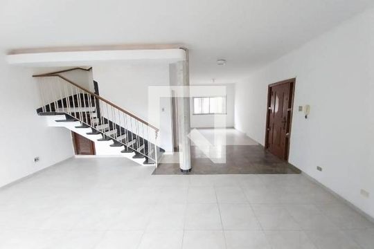 Casa à venda com 3 quartos, 190m² em Vila Congonhas, São Paulo