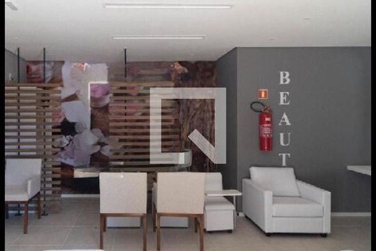 Apartamento à venda com 2 quartos, 40m² em Padroeira, Osasco