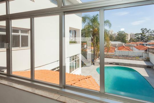 Vista da Sala de casa à venda com 4 quartos, 420m² em Jardim Prudência, São Paulo