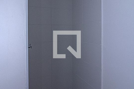 Banheiro de apartamento à venda com 3 quartos, 60m² em Vila Vermelha, São Paulo