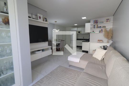 Sala de apartamento à venda com 2 quartos, 66m² em Vila Nova, Novo Hamburgo