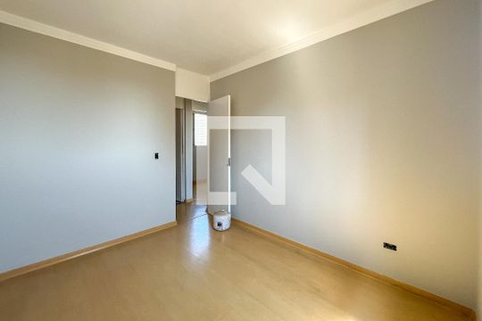 Quarto 1 de apartamento para alugar com 3 quartos, 64m² em Vila dos Remédios, São Paulo