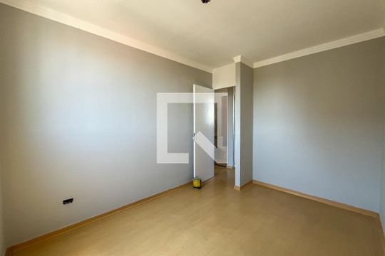 Quarto 2 de apartamento para alugar com 3 quartos, 64m² em Vila dos Remédios, São Paulo