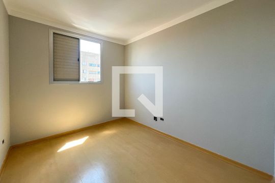 Quarto 1 de apartamento para alugar com 3 quartos, 64m² em Vila dos Remédios, São Paulo