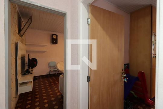 Corredor de casa à venda com 2 quartos, 147m² em Parque Central, Santo André