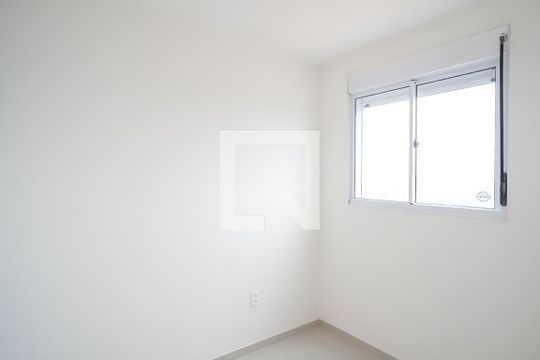 Quarto 2 de apartamento para alugar com 2 quartos, 38m² em Vila Palmares, Santo André