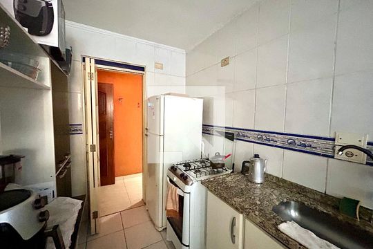 Cozinha de apartamento à venda com 2 quartos, 64m² em Jardim Iporanga, Guarulhos