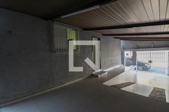 Garagem de casa à venda com 3 quartos, 100m² em Vila Bela, São Paulo