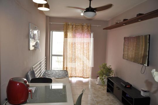 Sala de apartamento para alugar com 2 quartos, 77m² em Riachuelo, Rio de Janeiro