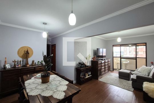 Sala de apartamento à venda com 3 quartos, 107m² em Jardim Chácara Inglesa, São Bernardo do Campo