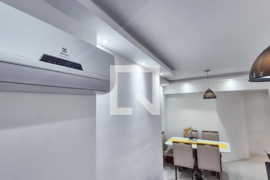 Sala de apartamento à venda com 3 quartos, 79m² em Vicente de Carvalho, Rio de Janeiro