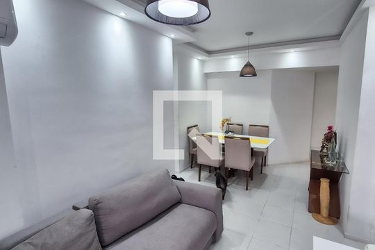 Sala de apartamento à venda com 3 quartos, 79m² em Vicente de Carvalho, Rio de Janeiro