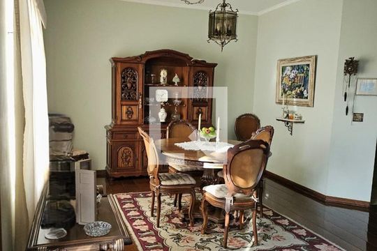 Sala de casa à venda com 3 quartos, 300m² em Alphaville, Santana de Parnaíba