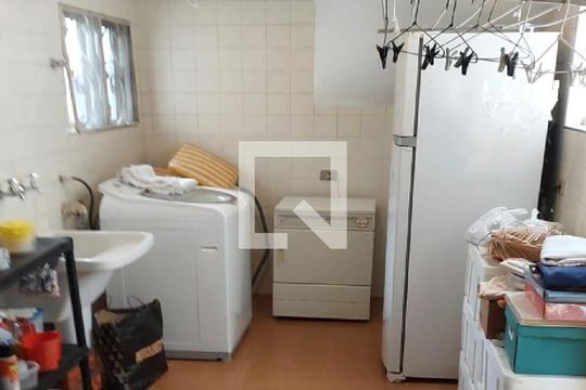 Área de Serviço de casa à venda com 3 quartos, 300m² em Alphaville, Santana de Parnaíba