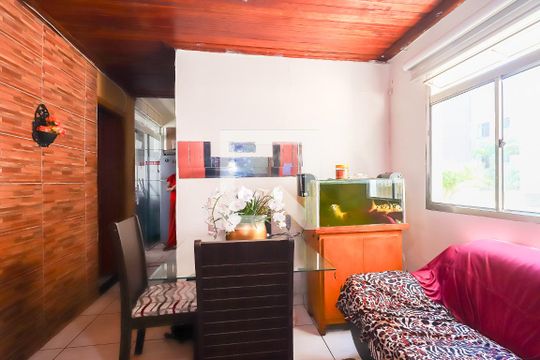 Sala de apartamento para alugar com 2 quartos, 46m² em Itaquera, São Paulo