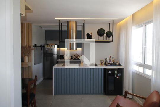 Sala de apartamento à venda com 1 quarto, 57m² em Passo da Areia, Porto Alegre