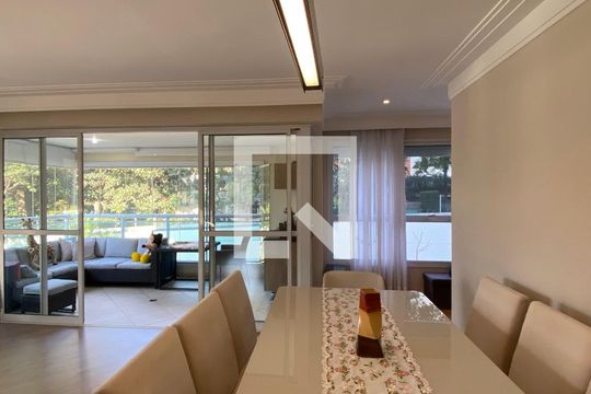 Sala de apartamento à venda com 3 quartos, 143m² em Vila Yara, Osasco