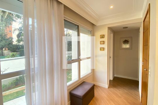 Sala de apartamento à venda com 3 quartos, 143m² em Vila Yara, Osasco
