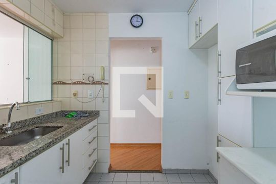 Cozinha de apartamento à venda com 3 quartos, 74m² em Vila Vermelha, São Paulo