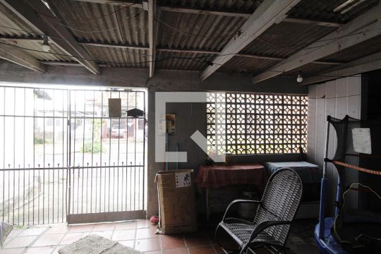 Varanda de casa à venda com 2 quartos, 65m² em Santa Rosa de Lima, Porto Alegre