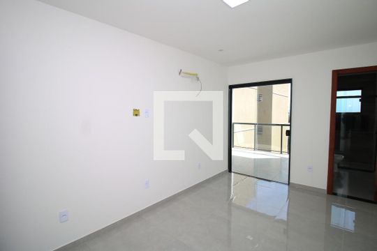 Suíte 1 de casa à venda com 4 quartos, 320m² em Jardim Guanabara, Rio de Janeiro