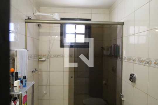 Banheiro social de casa de condomínio à venda com 3 quartos, 70m² em Anil, Rio de Janeiro