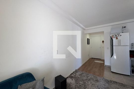 Sala de apartamento à venda com 2 quartos, 48m² em Campestre, Santo André