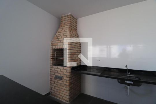 Área comum - Churrasqueira de apartamento para alugar com 2 quartos, 52m² em Jardim Botânico, Uberlândia