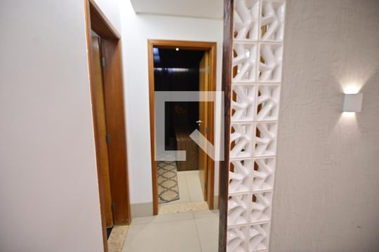 Corredor de apartamento para alugar com 2 quartos, 58m² em Jardim América, Goiânia