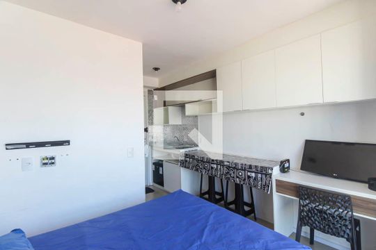 Studio de kitnet/studio para alugar com 1 quarto, 20m² em Vila Santa Clara, São Paulo