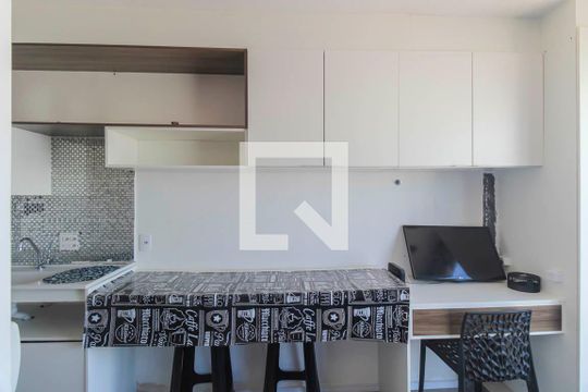 Studio de kitnet/studio para alugar com 1 quarto, 20m² em Vila Santa Clara, São Paulo