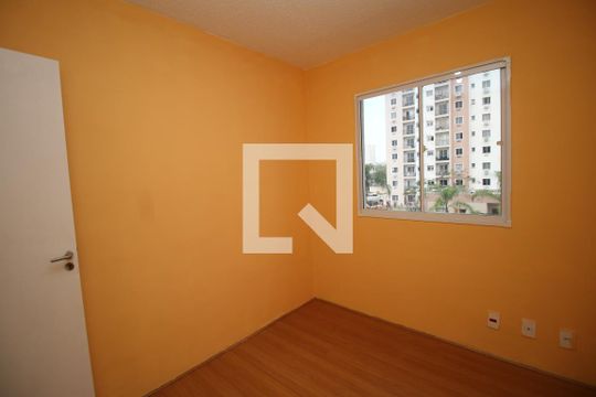 Quarto 1 de apartamento para alugar com 2 quartos, 45m² em Irajá, Rio de Janeiro