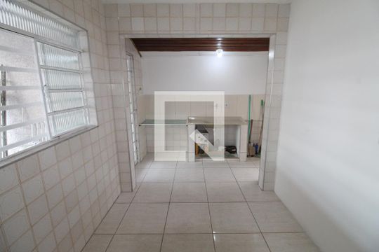 Cozinha de casa para alugar com 2 quartos, 140m² em Jardim Satélite, São José dos Campos