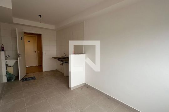 Kitnet/Studio à venda com 1 quarto, 27m² em Vila das Belezas, São Paulo