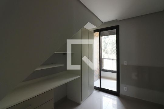 Quarto  de casa de condomínio à venda com 3 quartos, 106m² em Nova Petrópolis, São Bernardo do Campo