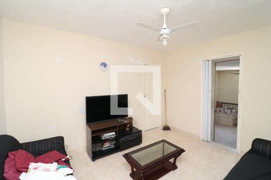 Sala de casa para alugar com 3 quartos, 90m² em Jardim Carioca, Rio de Janeiro