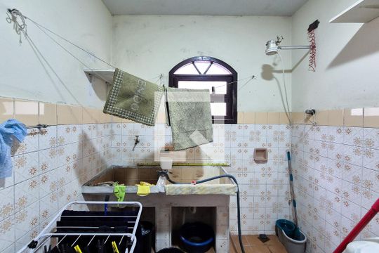 Área de Serviço de casa à venda com 3 quartos, 230m² em Vila Vianas, São Bernardo do Campo